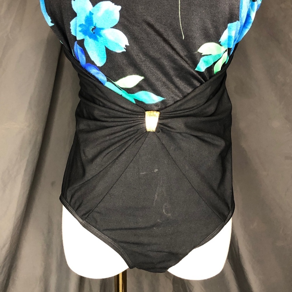 Swimsuit Allure Black and Blue - Picture 6 of 11